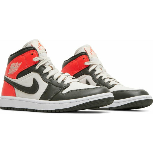 Air Jordan 1 Mid SE 'Newsprint' DQ6078-100