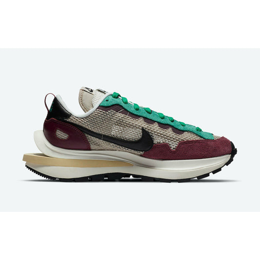 Nike Men's Vaporwaffle sacai Villain Red Neptune Green DD3035-200